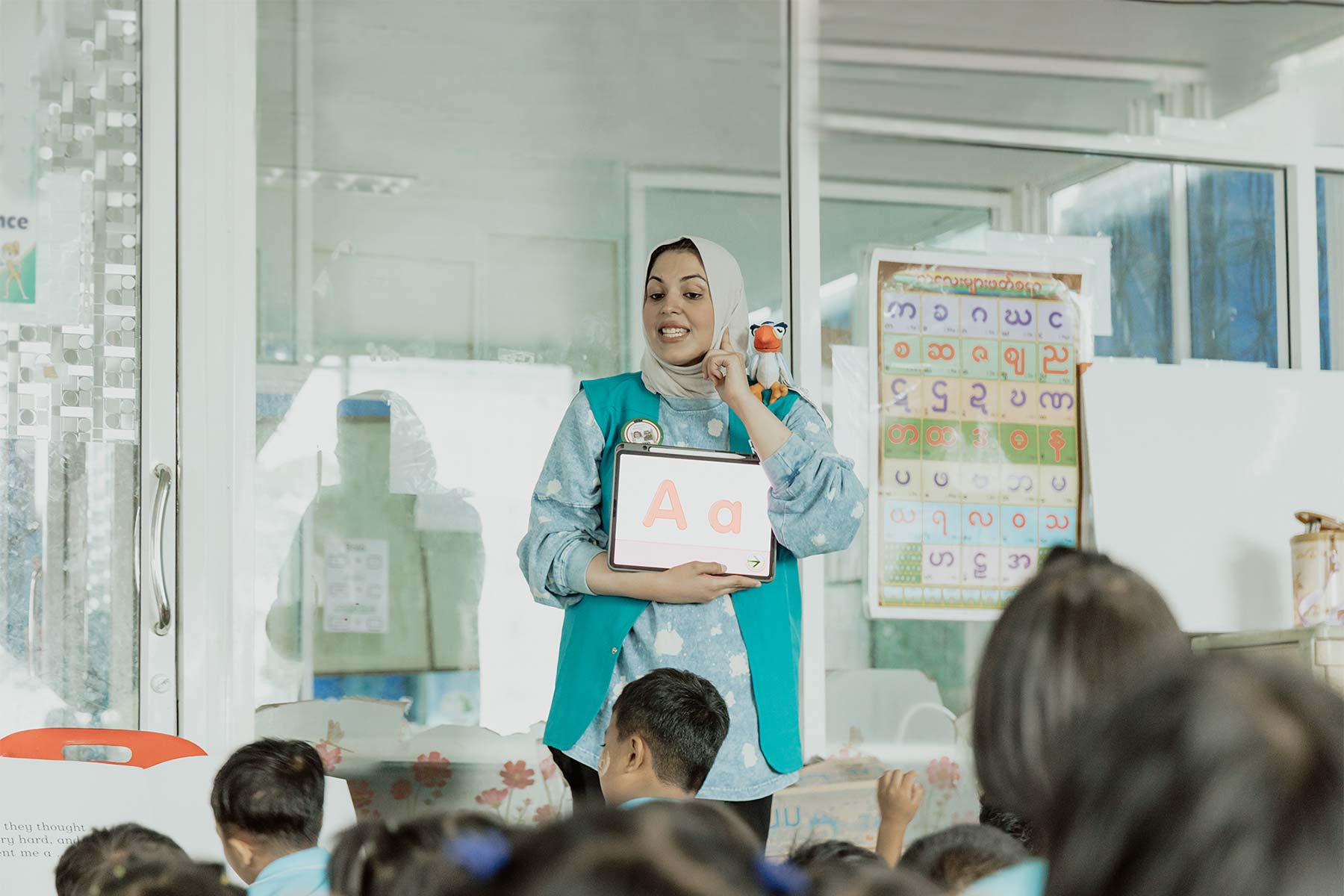 AUD M.Ed. candidate wins Khalifa Educational Award for Creative Teaching