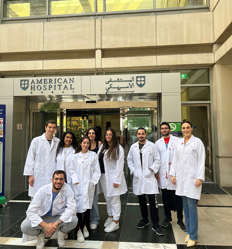 Biology students visited the American Hospital state-of-the-lab